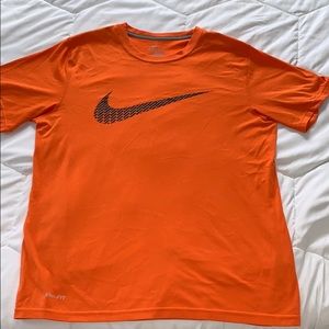 NIKE Dri-Fit Tee Shirt